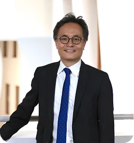 Dr. Youngjin Yoo
